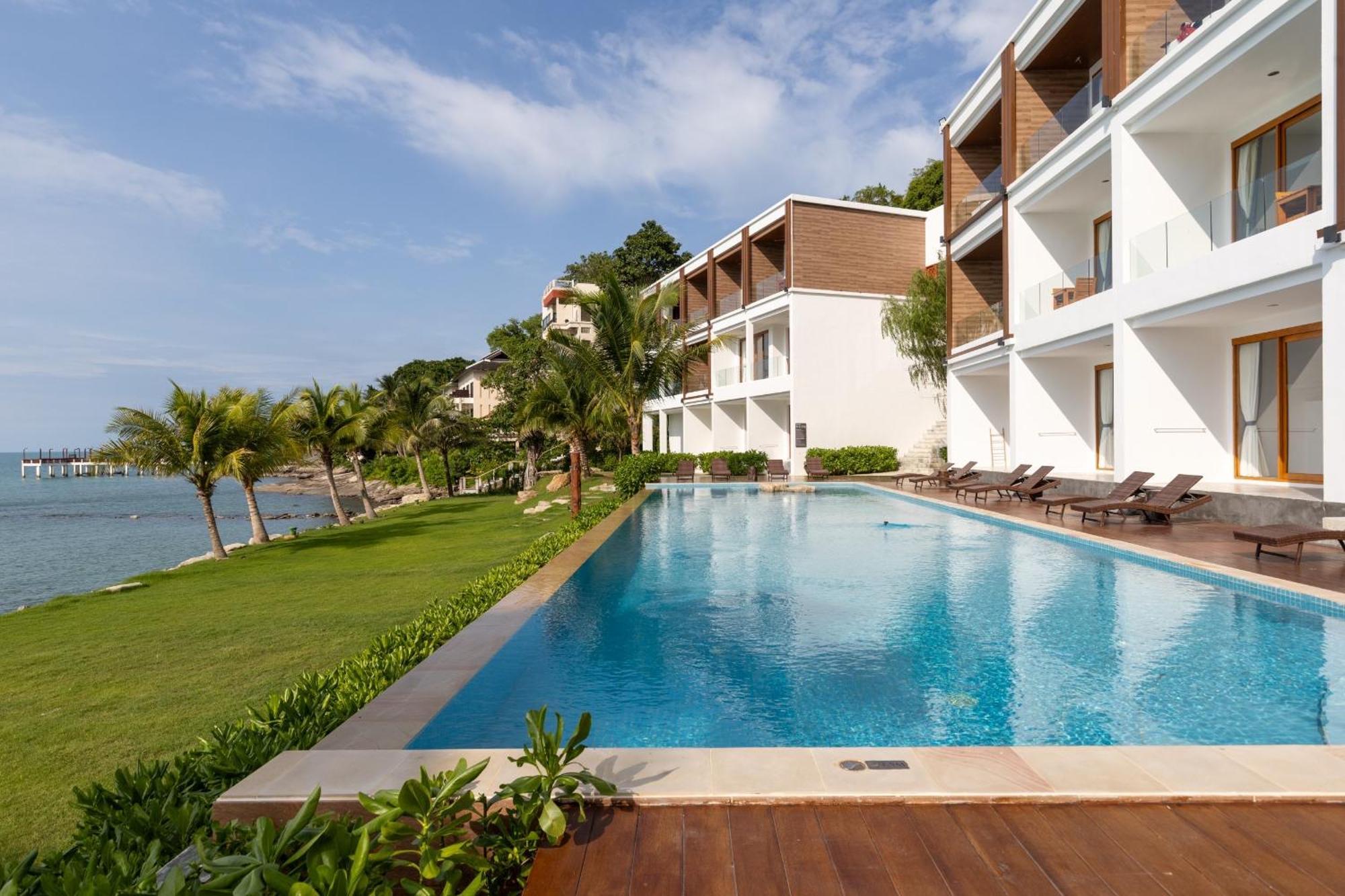 X-Sea Khanom Harbor Bay Resort Экстерьер фото